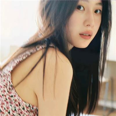 哈啰，我叫朵莉丝
